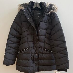 London Fog Black Quilted Women's Jacket, size M
